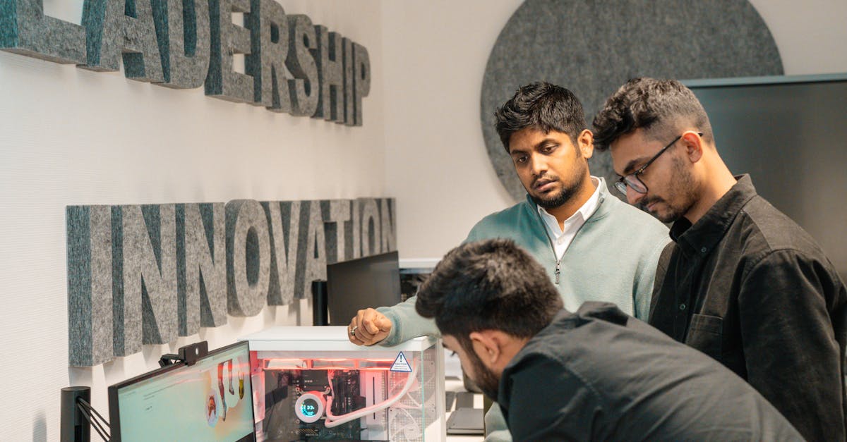 铁盒欧盟万宝路黑冰爆珠：东方融资网app详情下载教程