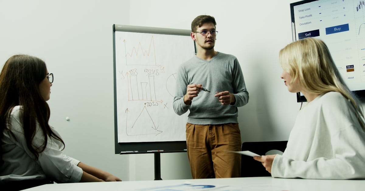 如何降低网络游戏技术支持辅助危害？